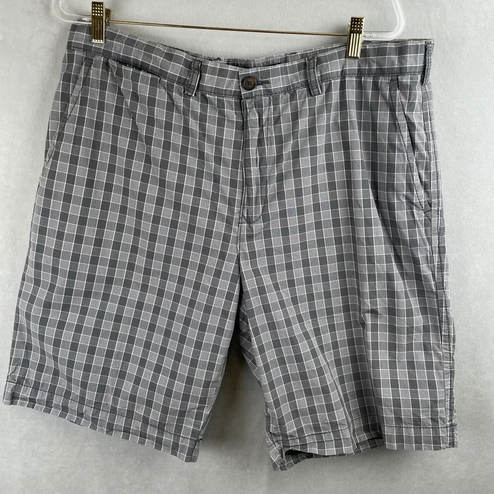 Tommy Hilfiger Mens Grey Plaid Chino Golf Shorts 38 Cotton Flat Front Hamptons